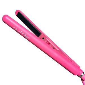 NuMe Fashionista Travel Hair Straightener Flat Iron Ceramic Plates Hot Pink
